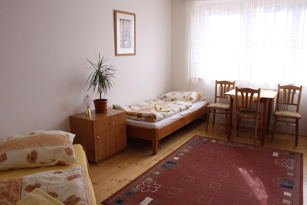 Penzion Koras Vrútky Chambre photo