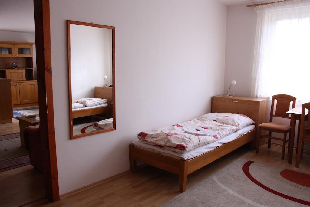 Penzion Koras Vrútky Chambre photo